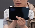 A Redmi Game Controller a Redmi K Pad Android táblagép tartozékaként jelenik meg. (Kép forrása: Redmi)