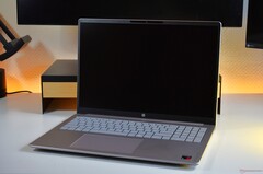 A HP OmniBook 3 16