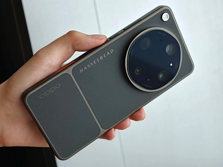 Az állítólagos végleges Oppo Find X9 Ultra design Hasselblad kamerával
