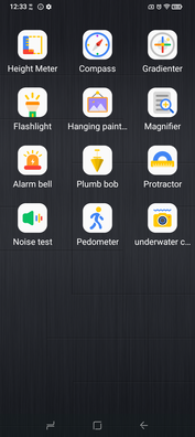 Olyan eszközök állnak rendelkezésre, mint a digitális iránytű, némelyik egy kicsit giccses, mint például a Height Meter. (Kép forrása: Sergey Tarasov - Notebookcheck)