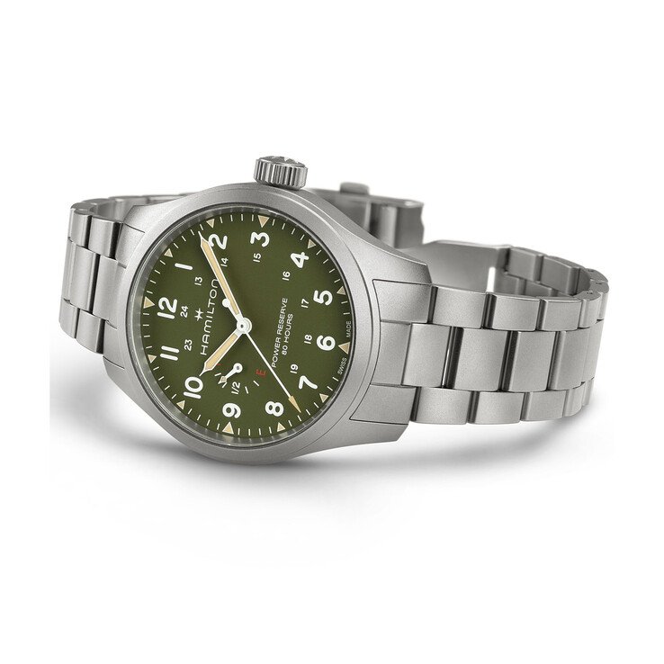A Hamilton Khaki Field Power Reserve 40 mm zöld számlappal