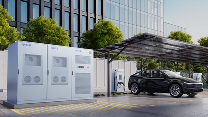 Kültéri használat is lehetséges.