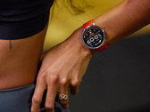 Az Amazfit Active 2 okosórája (a képen) új frissítést kap. (Kép forrása: Amazfit)