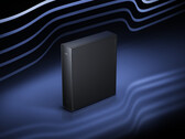 A BE7200 Pro körülbelül 176 dollárba kerül Kínában. A képen: egy promóciós kép, amely a router előlapját és oldalát mutatja.
