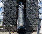 A Ship 40 közel három hónappal az indítás után bekerül a SpaceX Starbase-en található Megabay hangárjába.
