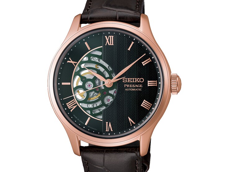 A Seiko Presage HCB007 zöld számlapjának közelképe, amelyen látható a texturált geometrikus mintázat