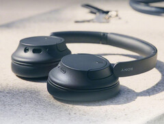 Az YY2998 lehet a modellszám a WH-CH720N utódok mögött, a képen látható jelenlegi modell. (Kép forrása: Sony)