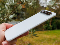 Tecno Slim 5G (Kép forrása: Daniel Schmidt)