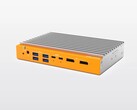 Az OnLogic Helix 320 ventilátor nélküli mini PC akár 8 magos Intel CPU-val is felszerelhető, és ezüstszínű alumíniumházzal, valamint narancssárga előlappal rendelkezik