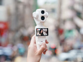 A DJI Osmo Pocket 4P Pearl White kivitelben.