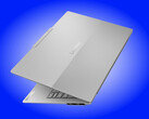 A ThinkBook 14x a legtöbb laptopnál könnyebb: hivatalos súlya 990 g, 54,7 Wh-s akkumulátorral.
