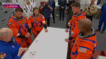 Küldetés előtti kártyajáték