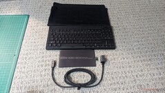 A BlackWidow V4 HyperSpeed TKL tartozékok
