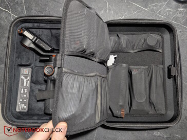 Készletváltozat követési fókusszal, fogantyúval és egyebekkel