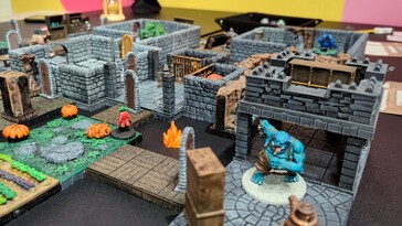 Nyomtatott dungeon-elemek a puszta toll és papír helyett