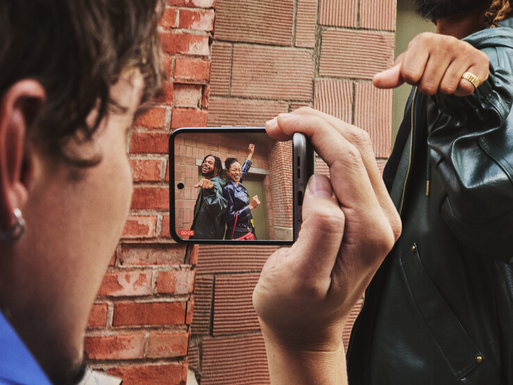 A Motorola előre telepíti a Android 16 oldalt a Razr 70-re.