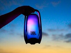 A JBL Pulse 6 jelenleg Kínában és az Egyesült Államokban kapható.