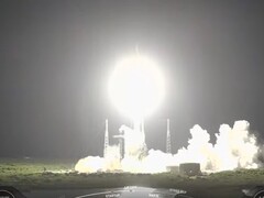 Kép a Falcon 9 rakétáról indításkor (Kép forrása: NASA; vágott kép)