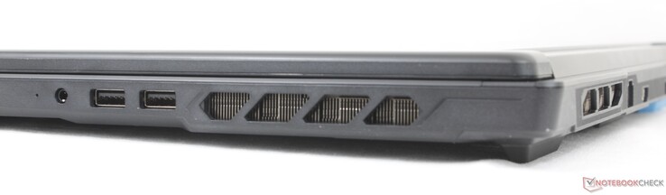 3,5 mm-es fejhallgató-csatlakozó, 2 db USB-A 3.2 Gen. 1