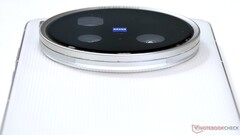 A 2026-ban megjelenő Vivo X200 Ultra utódjának Zeiss-kamerája lesz az első és az egyetlen kettős 200 megapixeles összeállítású kamera. (Kép forrása: Notebookcheck)