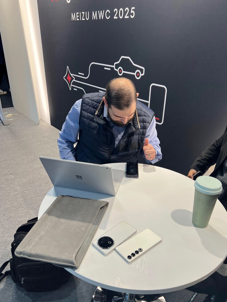 A Digital Chat Station azt állítja, hogy a Meizu 22 Pro három hátsó kamerával rendelkezik majd...