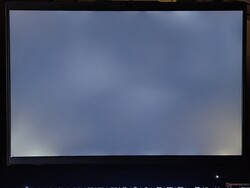 Háttérvilágítás vérzése (itt továbbfejlesztve látható)