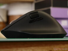 Keychron M6 8K oldalsó gombok. 