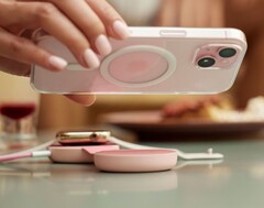 A Twelve South ButterFly SE 2 az 1-ben Qi2 töltő egy új töltési megoldás iPhone-ok és más készülékek számára. (Kép forrása: Twelve South)