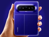 Az Apple iPhone Ultra várhatóan körülbelül ugyanolyan széles lesz, mint a Huawei Pura X Max.