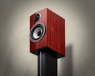 A Bowers &amp; Wilkins 707 Prestige Edition tizenkét festékrétegből álló fényes felületet kapott