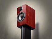 A Bowers &amp; Wilkins 707 Prestige Edition tizenkét festékrétegből álló fényes felületet kapott