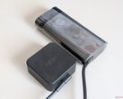 65 W-os USB-C hálózati adapter az MSI-től a HP 140 W-os USB-C hálózati adapterével szemben
