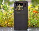 A Xiaomi 15S Pro a 2025-ös év egyik legjobb okostelefonja. (Kép forrása: Marcus Herbrich)