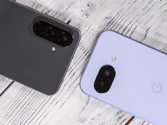 Samsung Galaxy A56 vs. Google Pixel 9a (Kép forrása: Daniel Schmidt)