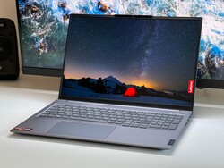 A Lenovo ThinkBook 16 G7 Plus AMD-s változata egy nagyon jó, mindenre alkalmas laptop