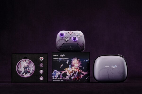 A 8BitDo Ultimate 2 vezeték nélküli vezérlő (Honkai: Star Rail - Evernight) ingyenes ajándékokat tartalmaz a dobozban. (Kép forrása: 8BitDo)