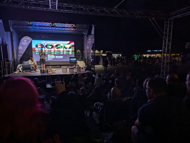 Esti rendezvény Mario Kart-bajnoksággal és DJ-partival a Gamescom Camp-ben