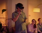 A képen a Valve Steam Frame és a vezérlők láthatók