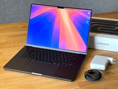 Lehet, hogy egy kicsit tovább tart, amíg a Apple MacBook Pro megkapja az M6-ot és egy alapos újratervezést (Kép forrása: Notebookcheck)