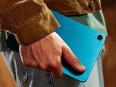 Az Alexa Tablet 8 rózsaszín, türkiz és sötétszürke színben kapható.