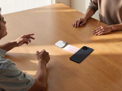 Az Anker Soundcore Work (a képen) támogatja a mesterséges intelligencia által vezérelt összegzést, és automatikusan képes több hangszórót azonosítani. (Kép forrása: Anker Soundcore)