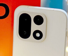 A OnePlus 15 jó kamerarendszerrel rendelkezik. De fel tudja venni a versenyt a legjobbakkal?