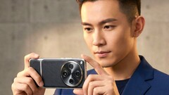 Egy megbízható kiszivárogtató szerint a részben AI által generált renderek állítólag felfedik az Oppo Find X9 Ultra végleges dizájnját. (Kép forrása: Smartprix)