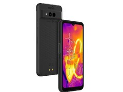 Az XP Pro egy robusztus okostelefon FLIR hőkamerával (Kép forrása: Sonim)