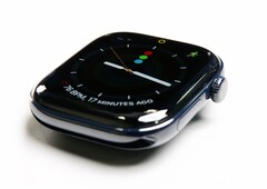 Az Apple Watch Series 12 valamivel könnyebbé teszi a javításokat.