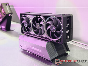 Az eGPU dokkoló előlapja (Kép forrása: Notebookcheck)