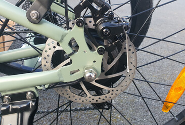 Tárcsafék hátul - Touroll B2 e-bike teszt