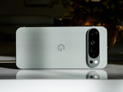 A Pixel 9 sorozat állítólag több készüléktörő hibától szenved, miután frissítették a Google legújabb nyilvános Android 16 buildjére. (Kép forrása: Triyansh Gill & Unsplash)