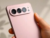 A Samsung Galaxy S27 Ultra állítólag négy előnnyel rendelkezik az Galaxy S26 Ultra-hoz képest, köszönhetően új, háromkamerás kialakításának.