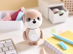 A Sharp Poketomo csevegőrobot egy olyan napi AI-társ, amely megismeri Önt, és személyre szabott beszélgetésekkel válaszol. (Kép forrása: Sharp)